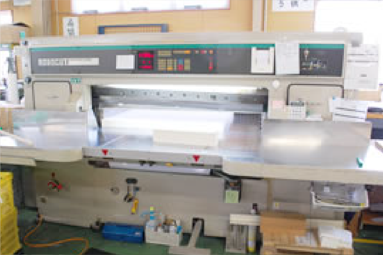 断裁・トムソン加工